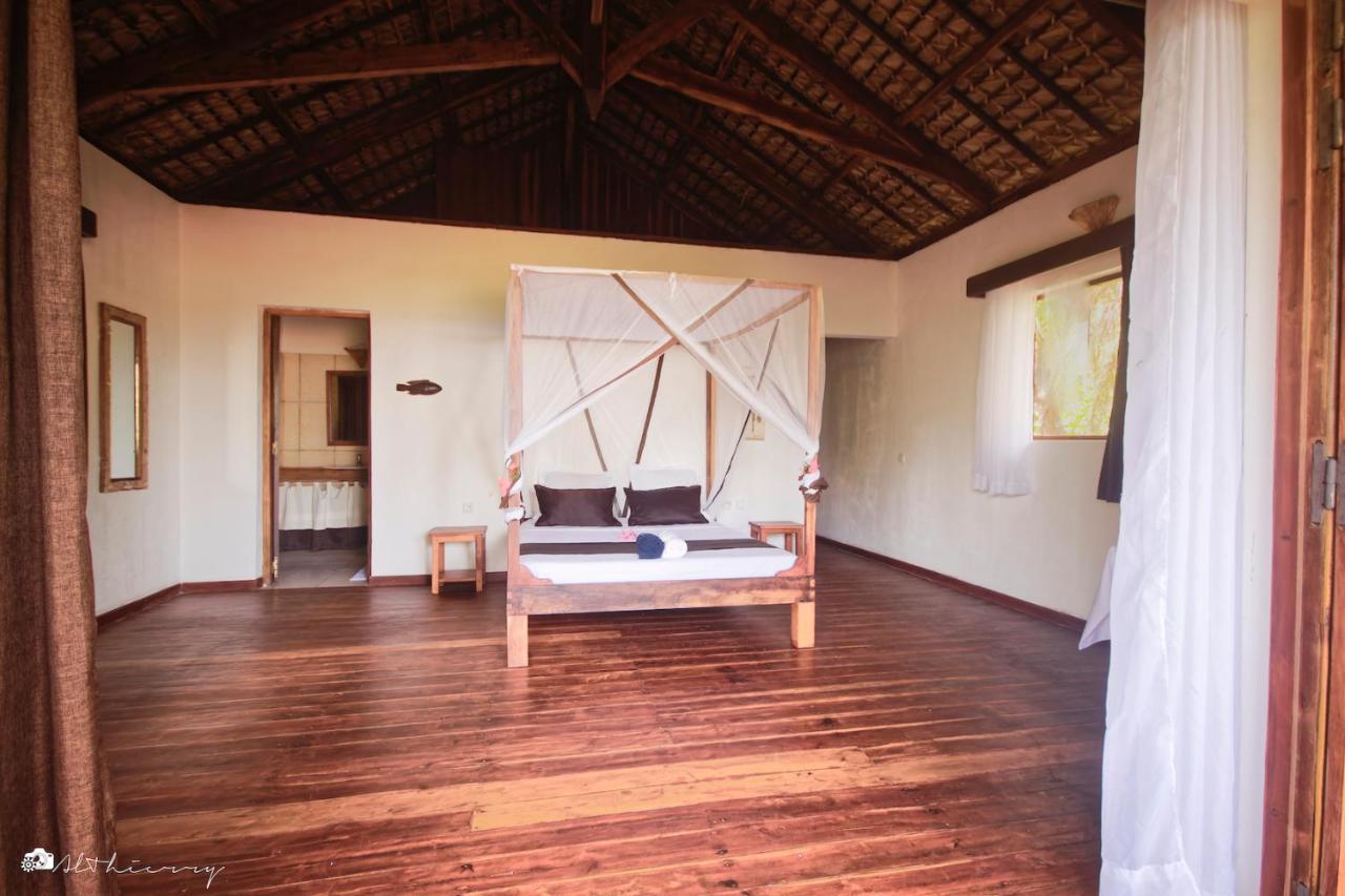 Hotel Ocean Beach Sakatia Nosy Be Exterior photo