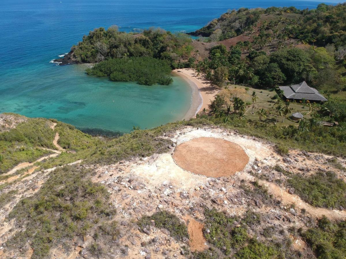 Hotel Ocean Beach Sakatia Nosy Be Exterior photo