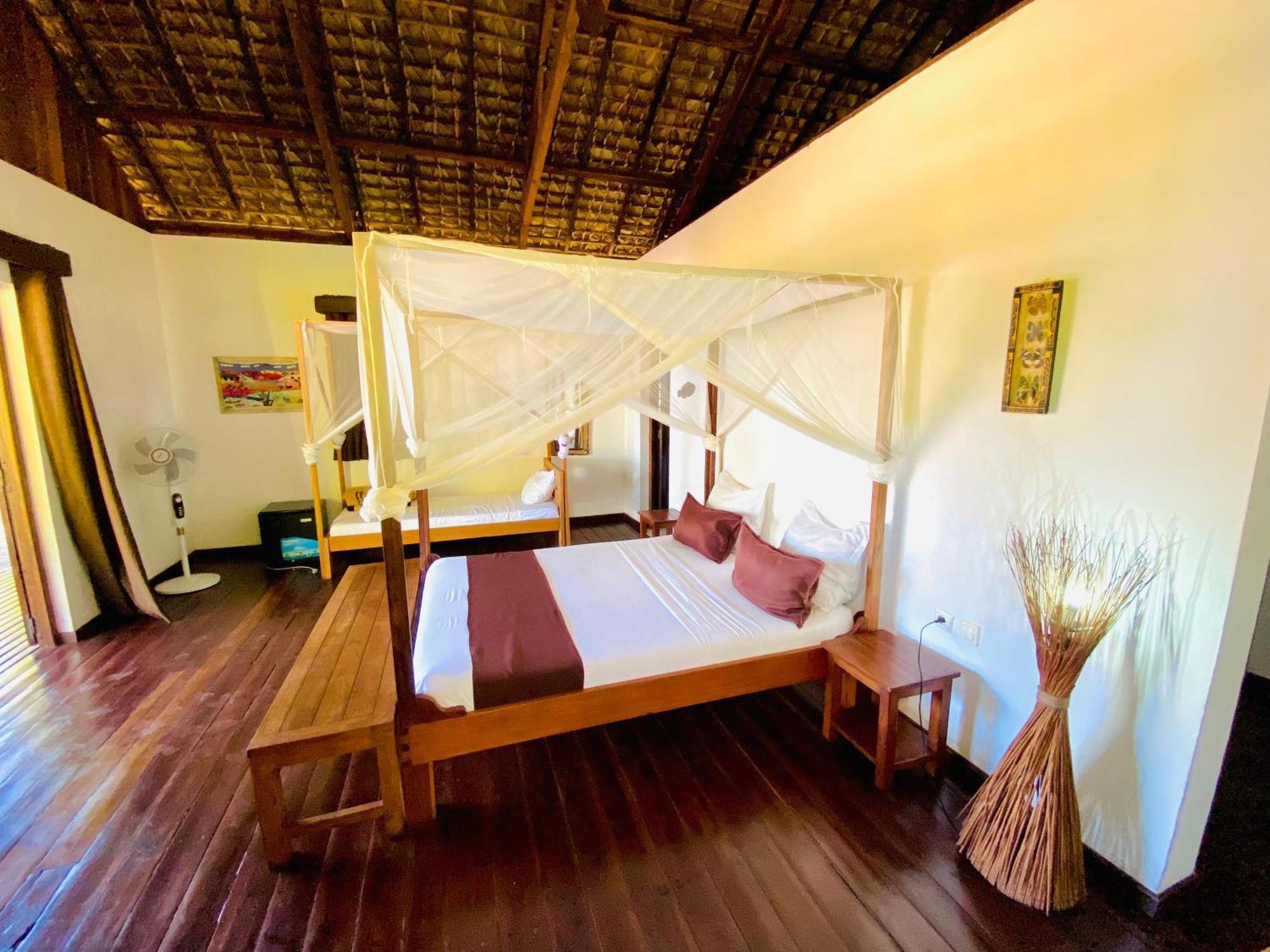 Hotel Ocean Beach Sakatia Nosy Be Exterior photo